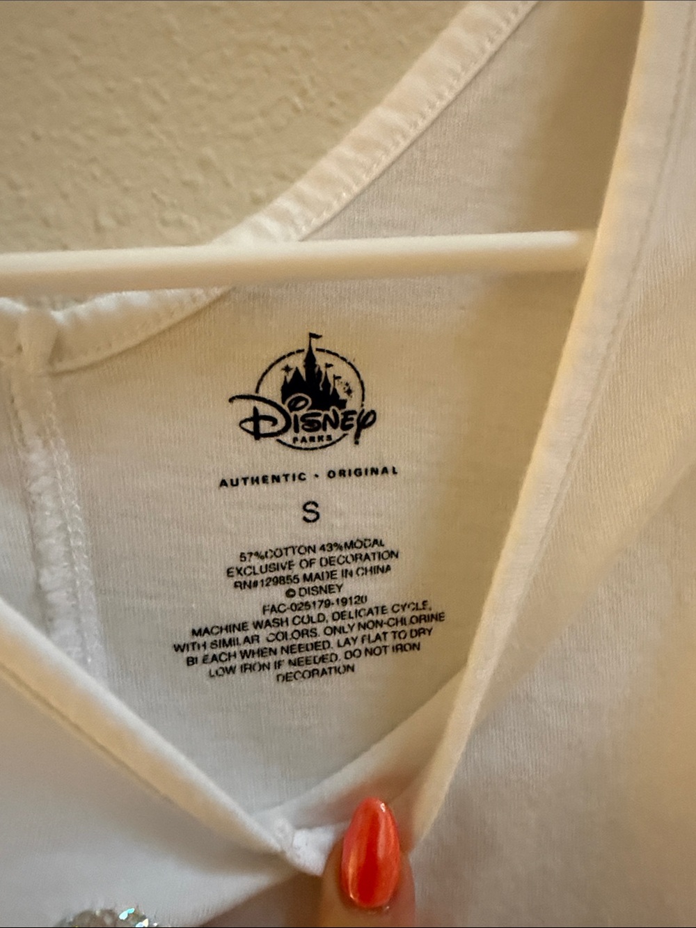 Disney Parks Mickey Mouse Sequin T-Shirt Women’s Small White Walt Disney World - Picture 3 of 3